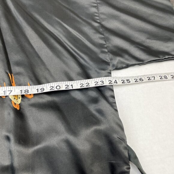 Passports by Pier 1 Kimono Robe Womens OS Black Satin Long Embroidered Dragon - Picture 8 of 9